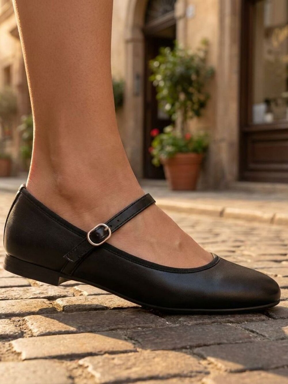 NWT Wild Diva Black Faux Leather Mary Jane Flats - Picture 6 of 6